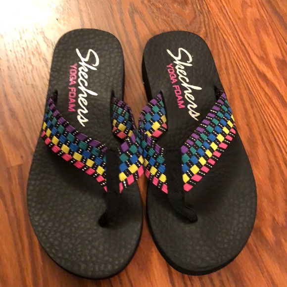Skechers Shoes - Skechers Yoga Foam